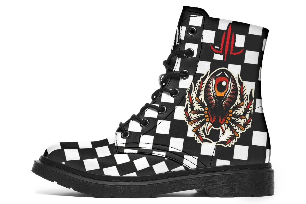 Chic Fit Spider Boots