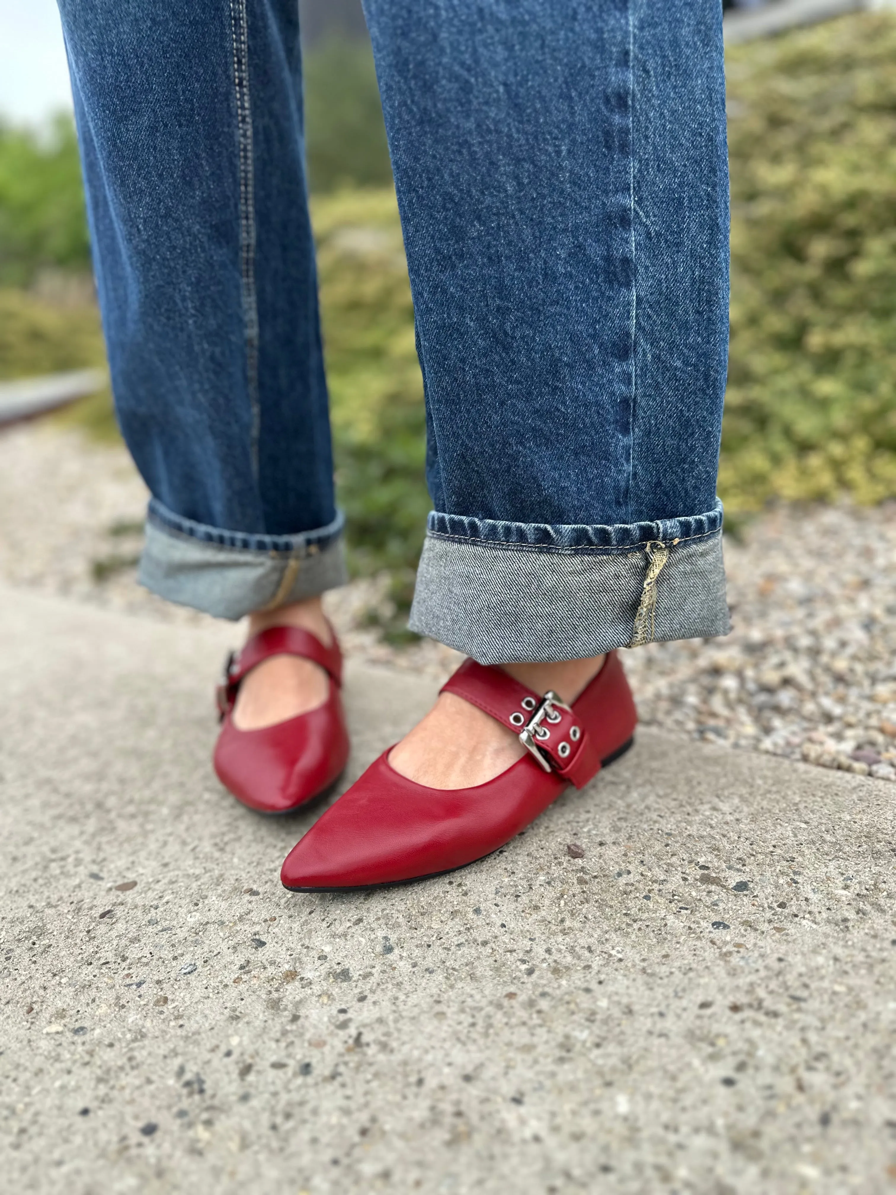 Spinning Around Flat in Red from BC Footwear Durable Footwear