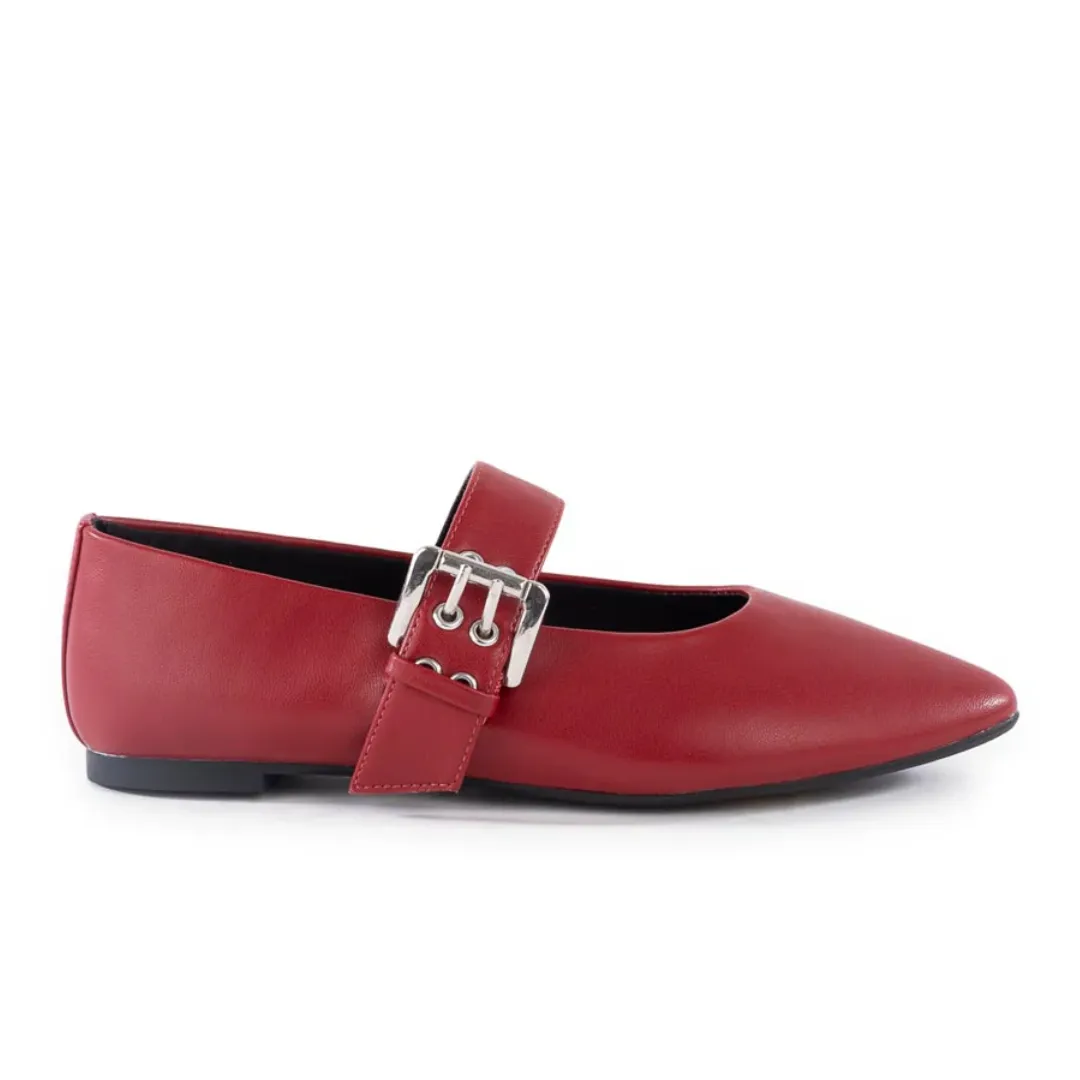 Spinning Around Flat in Red from BC Footwear Daily Comfort Secure