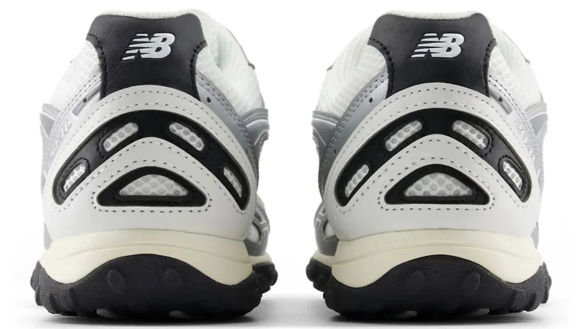 Firm Edge New Balance 204L Silver Metallic Black