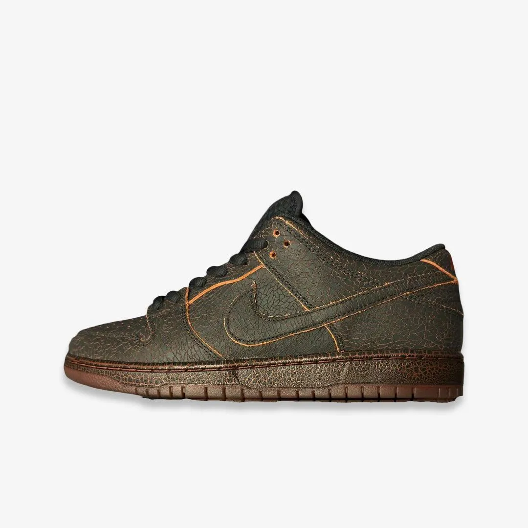 Active Lifestyle *PRE-ORDER* (Men's) Nike SB Dunk Low PRM 'Krampus' (2025) HV1668-001