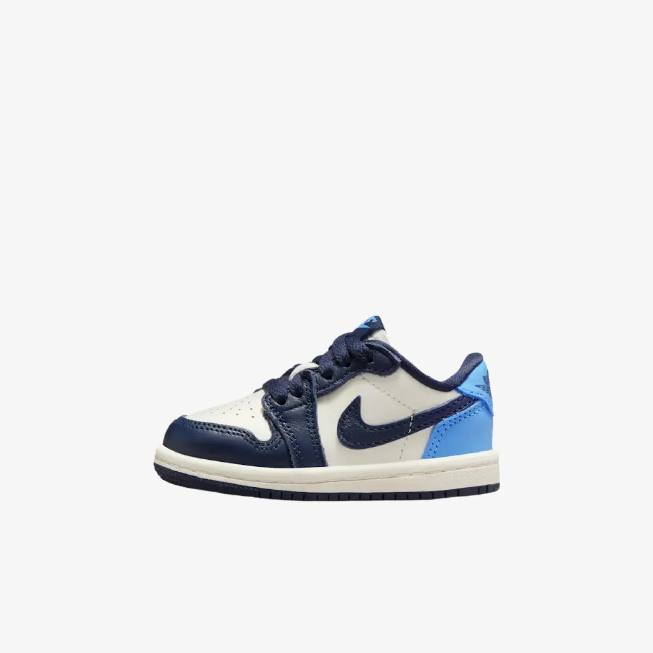 Textured Outsole Pattern (TD) Air Jordan 1 Low OG 'UNC / Obsidian' (2025) FQ5435-400