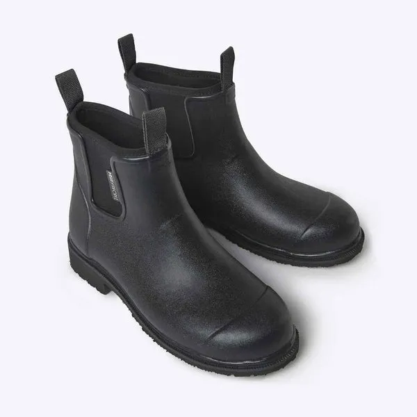 Bobbi Rain Boot in Black from Merry People Sea Breeze