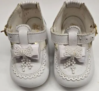 Supportive structure Roselia -- Infant's T-Strap Shoe -- White
