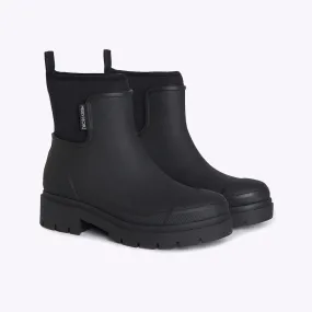 Rapid pace senior care Tully Rain Boot in Black from Merry People