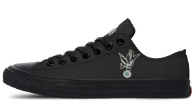 Quick Flow Traditional Swallow Low Tops