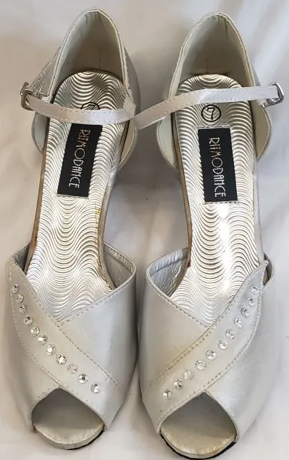 Star Edge Buckle Fit 2.38" Anara - Closed Back/Open Toe Ballroom Shoe -- Silver Satin