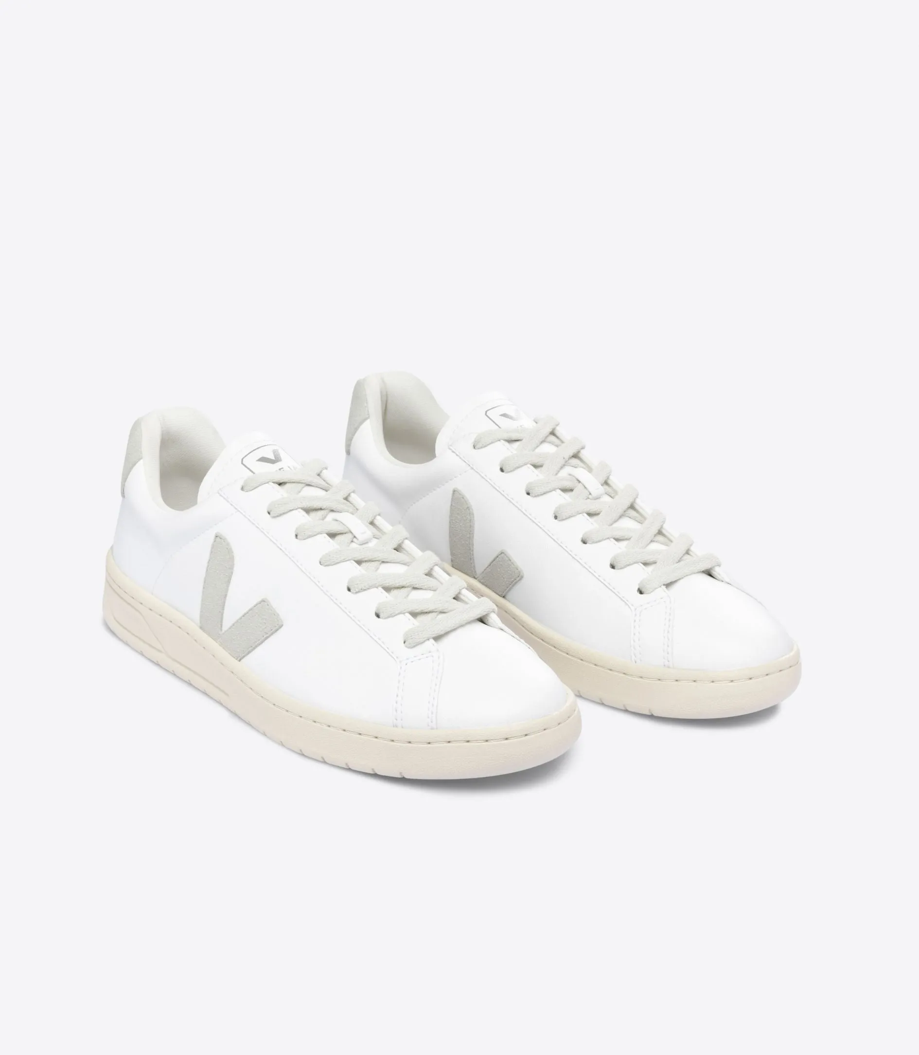 Urca CWL in White Natural from Veja Play Hard AI Path