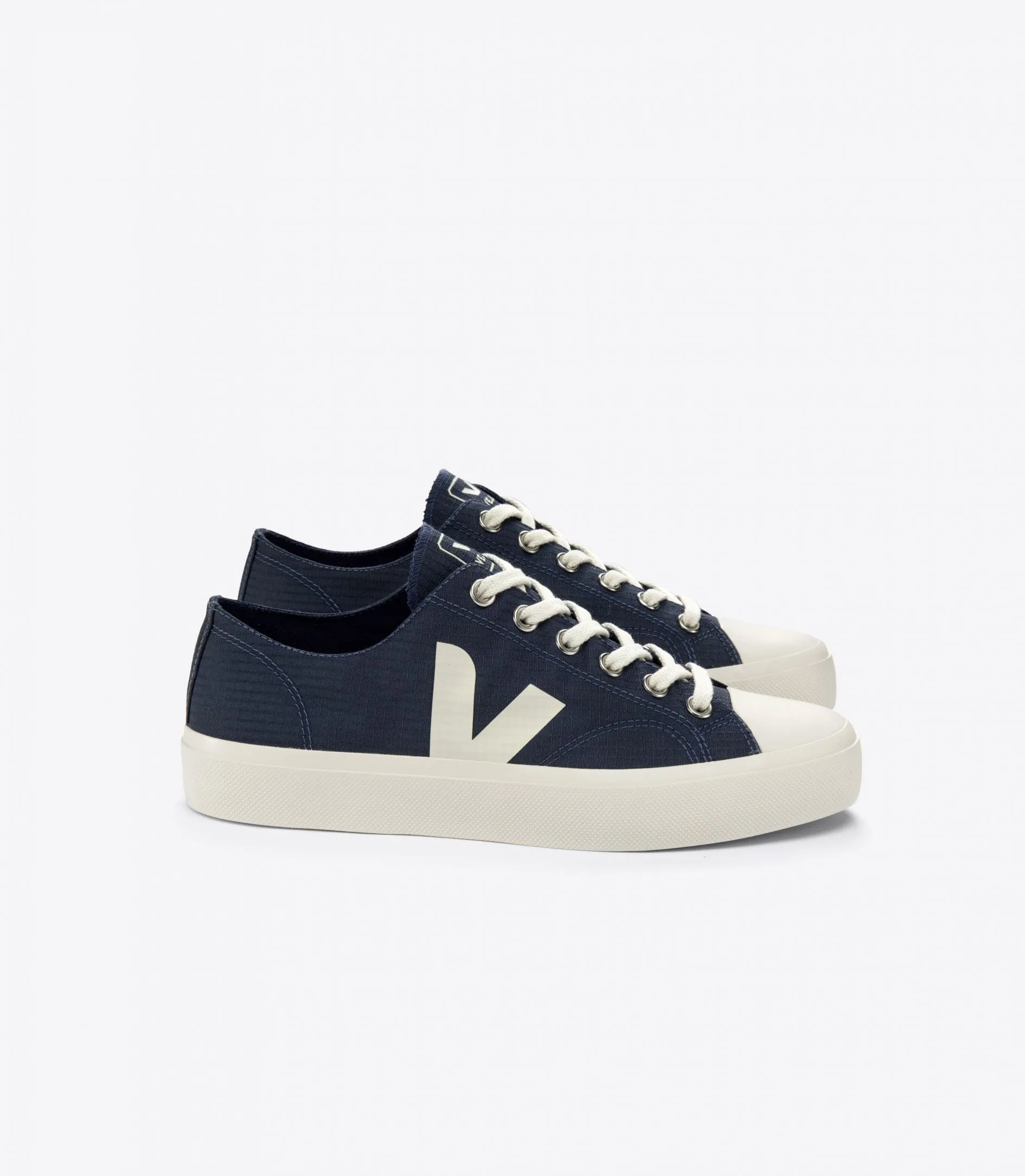 Stone Gray Star Shine Wata II Low Canvas in Nautico Pierre from Veja