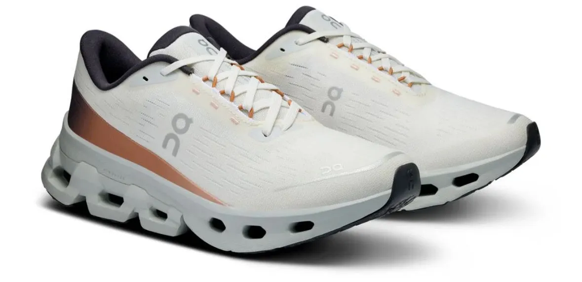 On Cloudspark Ivory Glacier (W) Low Arch