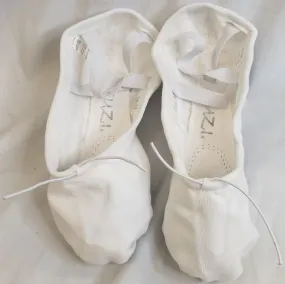 Wellesley -- Canvas Split Sole Ballet -- White Canvas