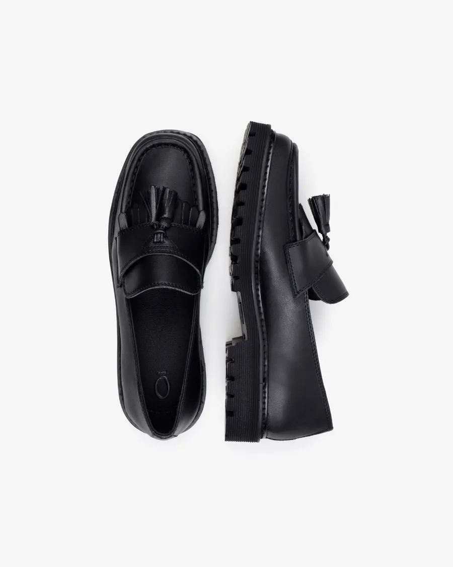 Moon Walk City View Mater Loafer in Black from N??skin